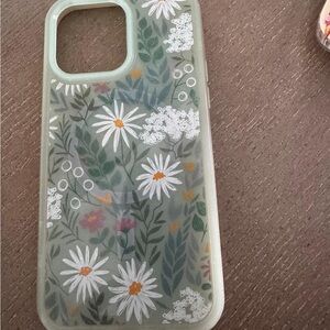 Floral Pattern Phone Case - Green and White